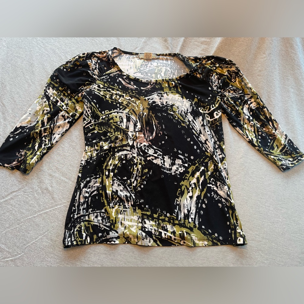 Vintage Suzie Artistic Black and Olive Long Sleeve Top